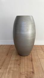 Prachtige metal look bloempot, Rond, Zo goed als nieuw, Balkon, Aardewerk