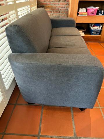 **ACTIE** Blauwe Driezitsbank - Modern Design