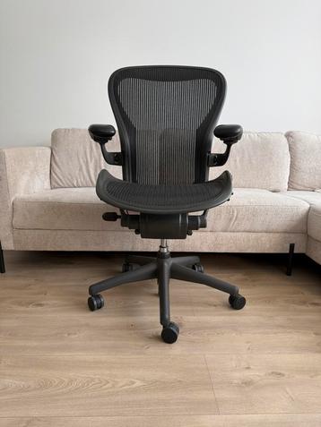 Herman Miller Aeron Graphite bureaustoel beschikbaar voor biedingen