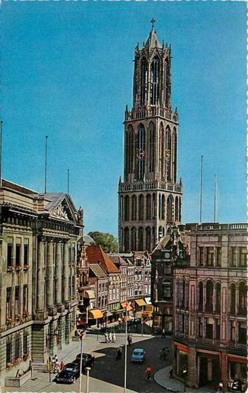 (300-105-001) Utrecht Stadhuis en Dom beschikbaar voor biedingen