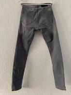 Slim skinny spijkerbroek merk REQUIRED Maat W26 L32, Overige jeansmaten, Grijs, REQUIRED, Ophalen of Verzenden
