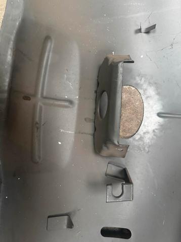 Karmann Ghia T14 Neus beschikbaar voor biedingen
