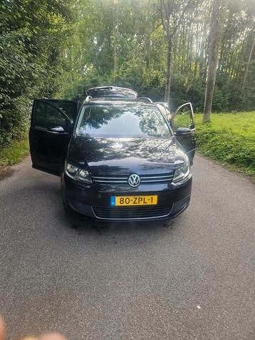 Volkswagen Touran 1.2 TSI 77KW BMT 7P 2013 Zwart beschikbaar voor biedingen
