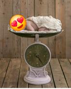 Oude brocante weegschaal voor Newborn fotografie.  Foto prop, Ophalen of Verzenden, Gebruikt, Overige typen