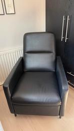 Fauteuil IKEA gistad, zwart leren stoel, Huis en Inrichting, Fauteuils, Ophalen of Verzenden, Zo goed als nieuw, Leer