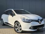 Renault Clio Estate 0.9 TCe Night&Day|Cruise|Navi|Pdc|Lmv|, Auto's, Renault, Voorwielaandrijving, Met garantie (alle), Origineel Nederlands