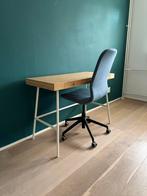 Bureautje IKEA Lillasen bamboe zgan, Huis en Inrichting, Bureaus, Ophalen, Zo goed als nieuw