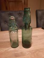 2 groene glazen kogelflessen 20 en 24 cm BS en K+F, Ophalen of Verzenden, Overige kleuren, Glas, Minder dan 50 cm
