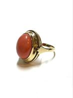 14k gouden ring met een bloedkoraal, Sieraden, Tassen en Uiterlijk, Ringen, Ophalen of Verzenden, Met edelsteen, Dame, Goud