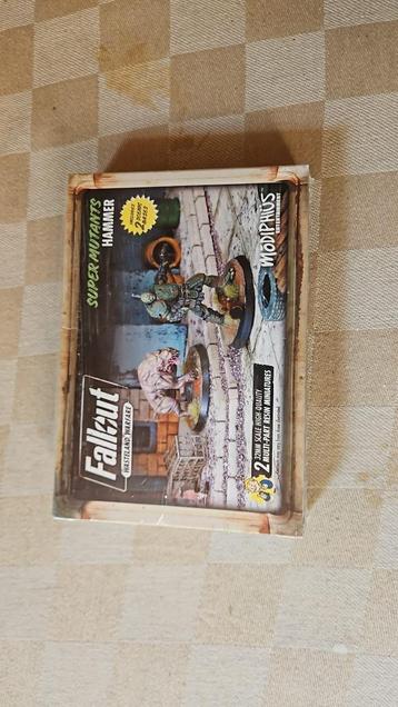 bordspel seal Fallout - Fall -Out Super Mutant Hammer  beschikbaar voor biedingen