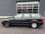 Volkswagen Passat Variant 1.8-5V Comfortline, airco, cruise, Auto's, Volkswagen, Gebruikt, 4 cilinders, Zwart, 1781 cc