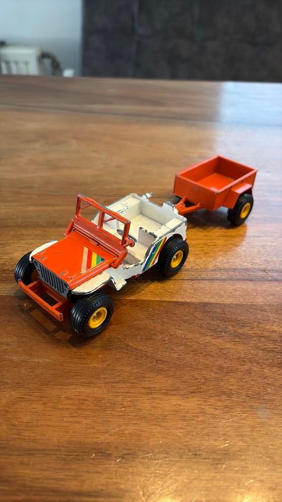 Britains 9433 jeep en mini trailer, Verzamelen, Speelgoed, Ophalen of Verzenden, Zo goed als nieuw