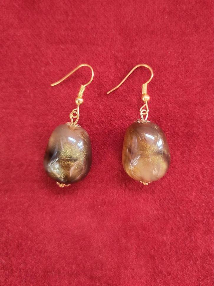 Vintage Oorbellen - autumn chique, Sieraden, Tassen en Uiterlijk, Oorbellen, Gebruikt, Hangers, Overige materialen, Bruin, Ophalen of Verzenden