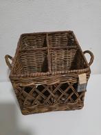 Riviera Maison Rattan Bestekbak, Huis en Inrichting, Ophalen of Verzenden, Zo goed als nieuw