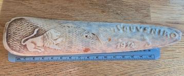 Trench Art WW I  schoenlepel van been "Souvenir 1914" beschikbaar voor biedingen
