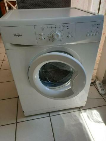 Wasmachine Whirlpool 6kg / 1400 toeren beschikbaar voor biedingen