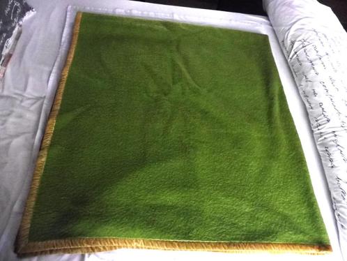 Prachtige Grote XL wollen deken 240 x 216 cm wol, Huis en Inrichting, Woonaccessoires | Plaids en Woondekens, Zo goed als nieuw