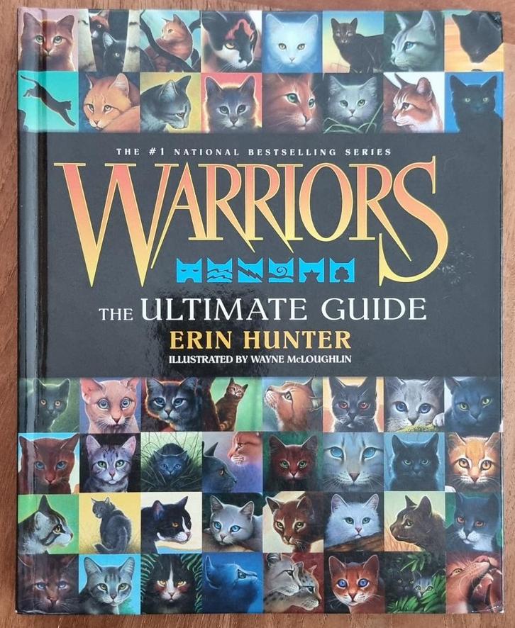 Warriors The ultimate guide - Erin Hunter - hardcover IZGST, Boeken, Fantasy, Zo goed als nieuw, Ophalen of Verzenden