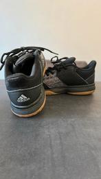 Adidas indoor damesschoen maat 41 1/3, Ophalen, Zo goed als nieuw, Schoenen