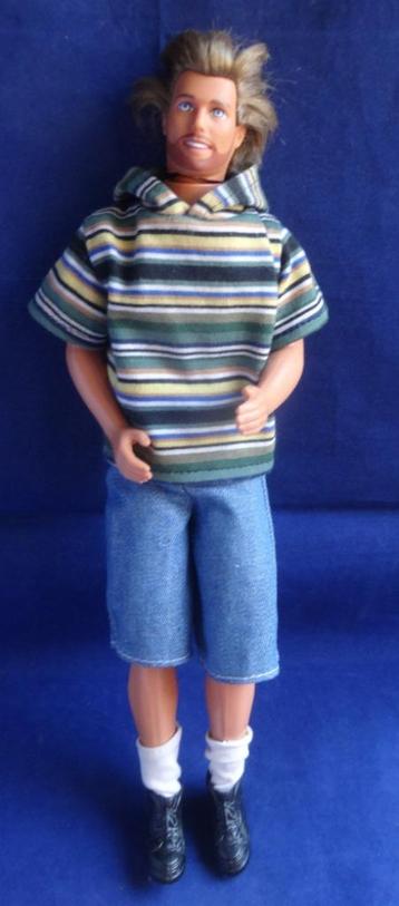 KEN POP GEMERKT 1968 * Geheel Gekleed! * beschikbaar voor biedingen