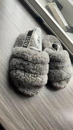 Ugg, Kinderen en Baby's, Ophalen, Zo goed als nieuw, Slofjes