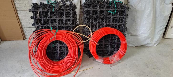 Uniek systeem voor 10mm x 1,3mm verwarmingsbuis, Doe-het-zelf en Verbouw, Buizen en Afvoer, Nieuw, Overige typen, Pvc, 6 meter of meer