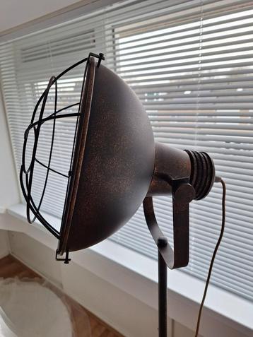 Industriele vloerlamp incl dimmer beschikbaar voor biedingen