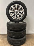 Volkswagen Tiguan 215/65 R17 99H Winter Pirelli Scorpion, Banden en Velgen, 17 inch, Personenwagen, Gebruikt