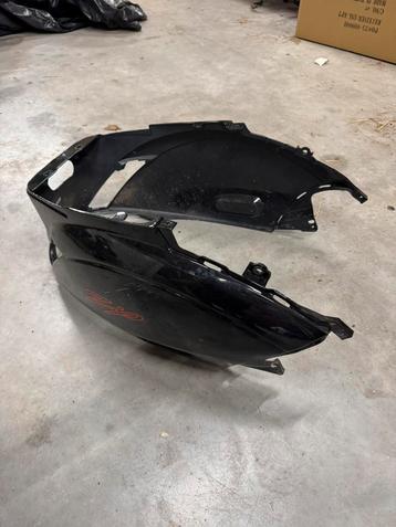 2x Piaggio Zip achterkap zwart  beschikbaar voor biedingen