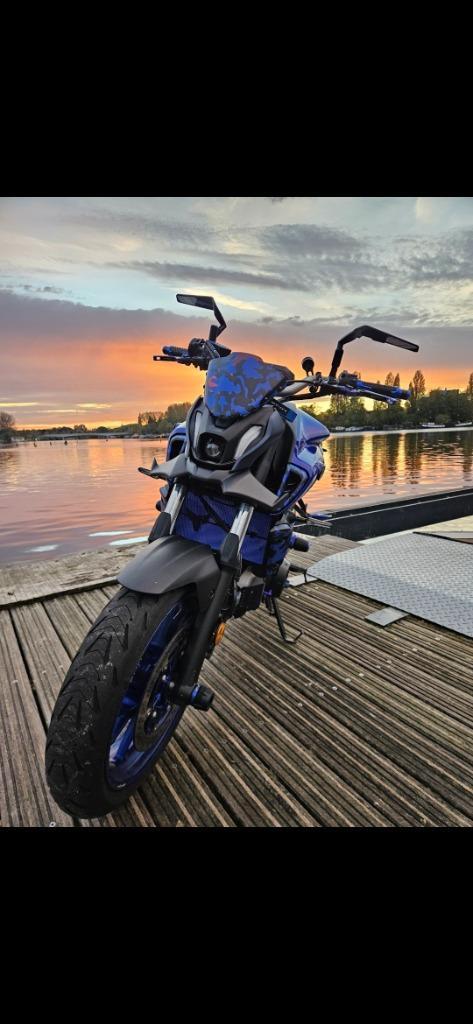 Unieke Yamaha Mt 07 2022 met QuikShifter, Motoren, Motoren | Yamaha, Particulier, Naked bike, meer dan 35 kW, 2 cilinders, Minimaal motorrijbewijs A2