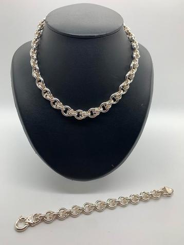 V925 Prachtige zilveren sieraden set beschikbaar voor biedingen