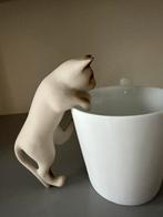 Beeldje hangende siamees (zonder beker), Ophalen of Verzenden, Zo goed als nieuw, Dier