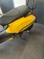 scooter, Ophalen, Zo goed als nieuw, Benzine, Vespa