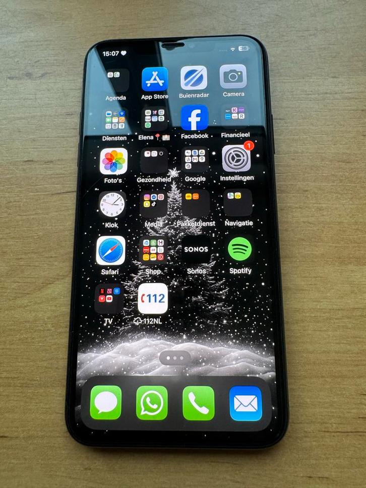 iPhone 11 Pro Max Nachtgroen + Hoesjes, Telecommunicatie, Mobiele telefoons | Apple iPhone, Zo goed als nieuw, 64 GB, Zonder abonnement