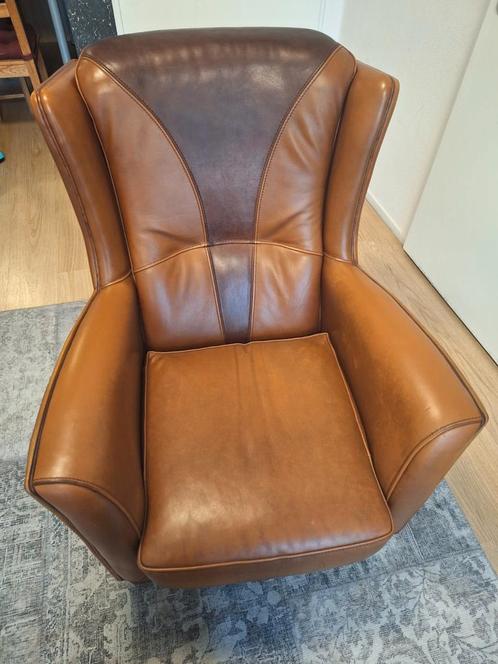 set van twee rund leren fauteuils, Huis en Inrichting, Fauteuils, Zo goed als nieuw, Ophalen