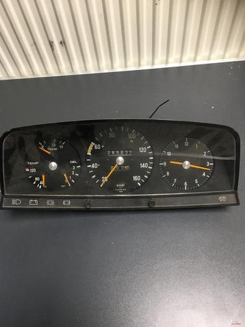 Mercedes W123  1978   Diesel   123 542 5601      Km Tellerkl beschikbaar voor biedingen