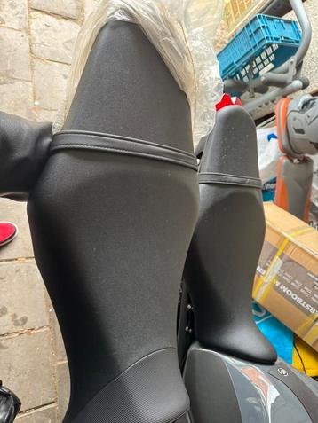 Yamaha zitje nieuw mt 09 2022 beschikbaar voor biedingen