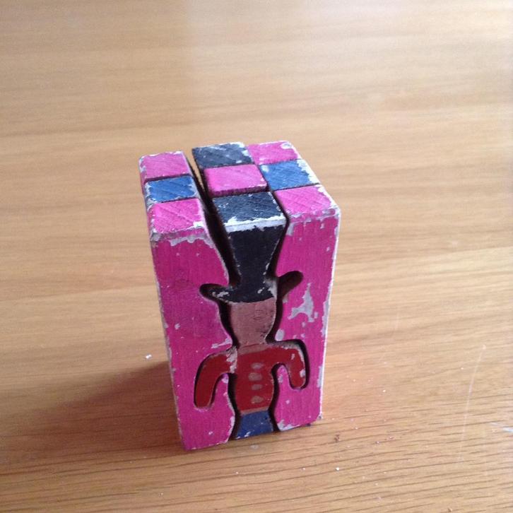 Antieke Houten puzzel Mannetje en Auto, Antiek en Kunst, Antiek | Speelgoed, Ophalen of Verzenden