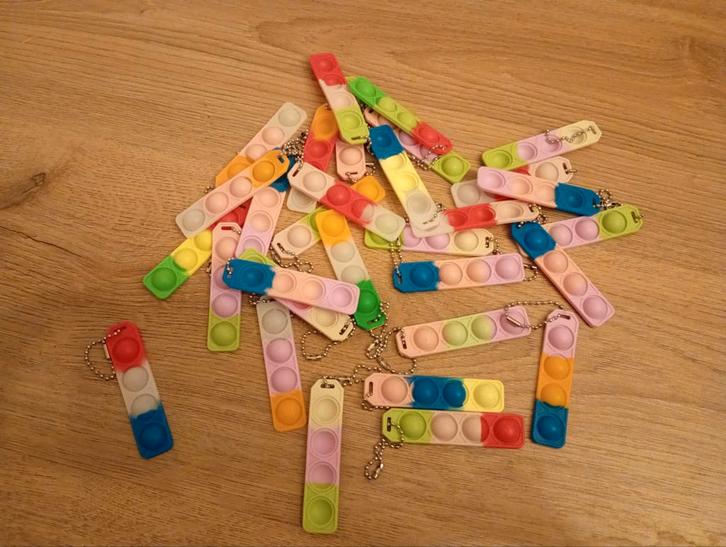 Partij Plop sleutelhanger of tashanger, 31 stuks - Nieuw!, Verzamelen, Sleutelhangers, Nieuw, Ophalen of Verzenden