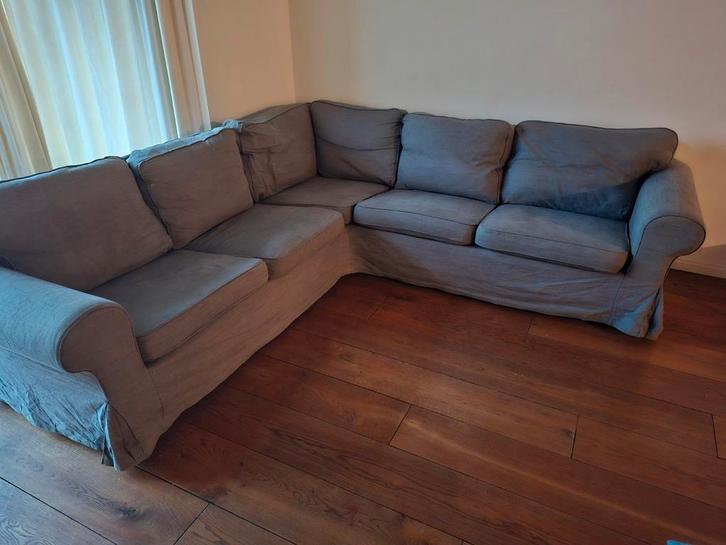 Grijze ektrop ikea hoekbank te koop, Huis en Inrichting, Banken | Complete zithoeken, Gebruikt, Hout, Stof, Ophalen