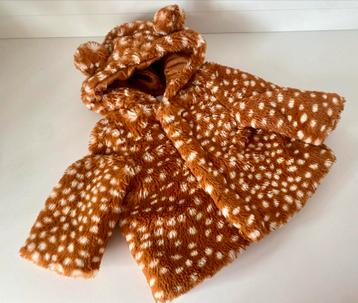 Schattig Bambi Jasje met Oortjes hema maat 56 beschikbaar voor biedingen