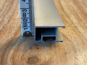 Aluminium lijsten (geborsteld, nieuw) 50 meter! beschikbaar voor biedingen