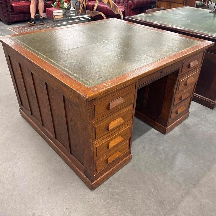 Vintage Partnerdesk met Groen Leer, Antiek en Kunst, Antiek | Kantoor en Zakelijk, Ophalen