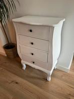 Witte kleine ladekast met vier lades, Ophalen, 50 tot 100 cm, Zo goed als nieuw, 3 of 4 laden