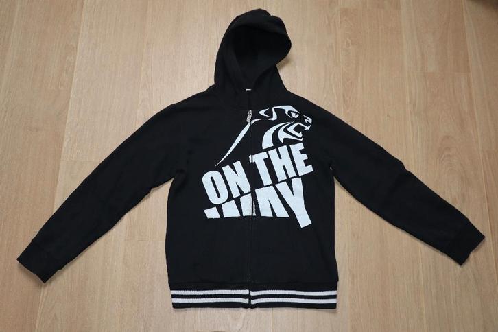On the way hoodie vest ZGAN Maat 164 (Zwart), Kinderen en Baby's, Kinderkleding | Maat 164, Zo goed als nieuw, Jongen, Trui of Vest