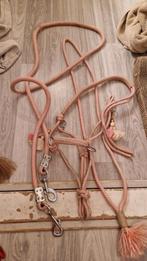 Touwhalster roze met teugels en neckrope, Ophalen