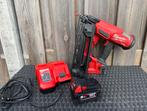 (Nieuw) Milwaukee tacker set M18 + 5.0Ah accu + lader!, Ophalen of Verzenden, Zo goed als nieuw