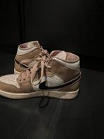 Jordan meisjes schoenen maat 37,5, Ophalen, Zo goed als nieuw, Meisje, Schoentjes