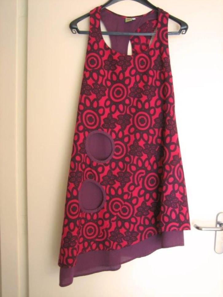 Zeer speels a-symmetrisch jurkje BLA....BLA 36-38 snazzeys, Kleding | Dames, Jurken, Nieuw, Maat 36 (S), Roze, Onder de knie, Verzenden