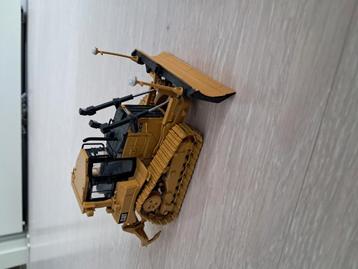 cat d6  beschikbaar voor biedingen